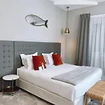 Grand Richelieu Hotel