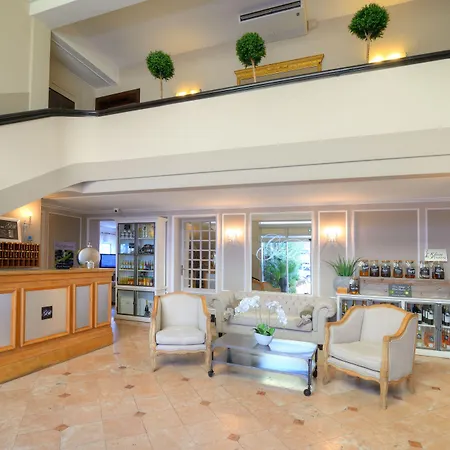 Grand Richelieu 3* 아르카숑