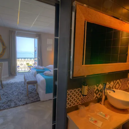 فندق Grand Richelieu 3*