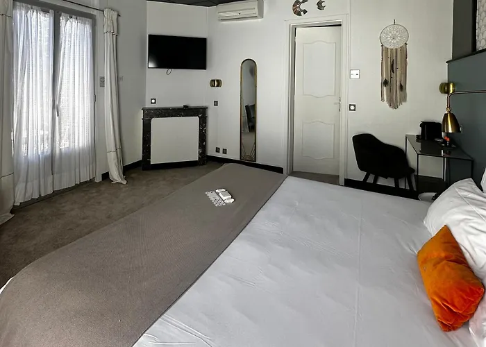 Hotel Grand Richelieu 3*