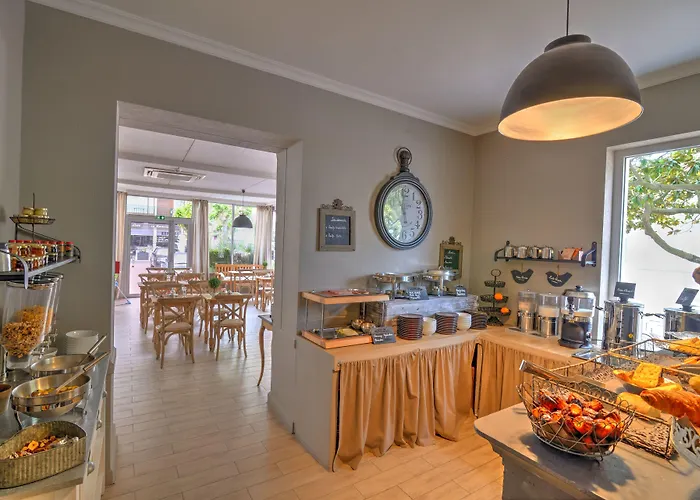 Grand Richelieu Hotel