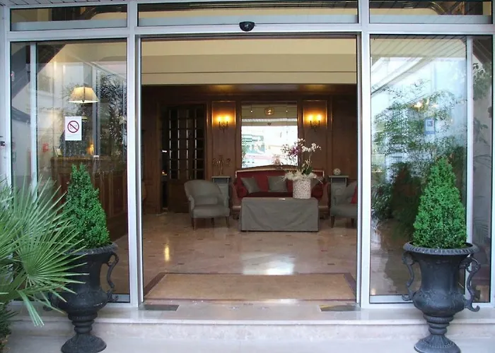 Hotel Grand Richelieu 3*